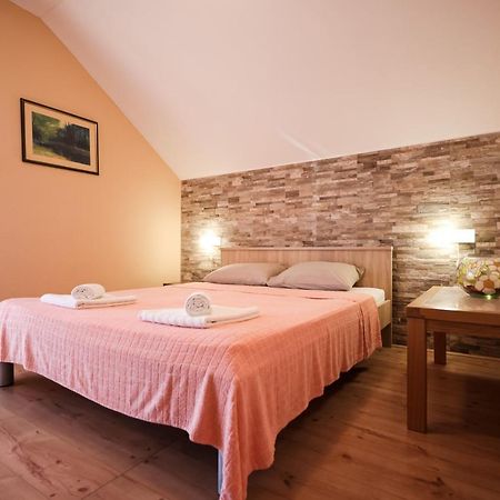 Apartment Ruza Sukošan Buitenkant foto