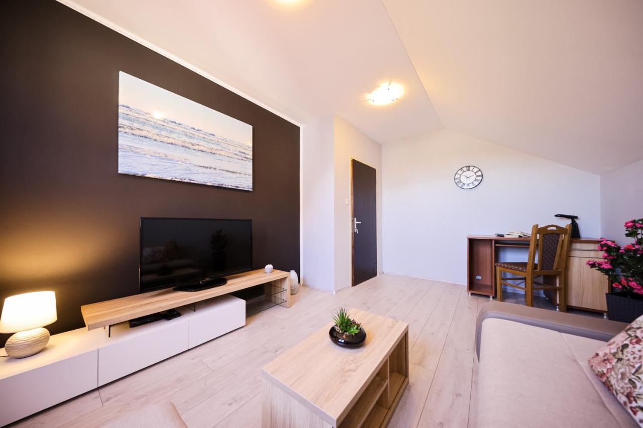 Apartment Ruza Sukošan Buitenkant foto
