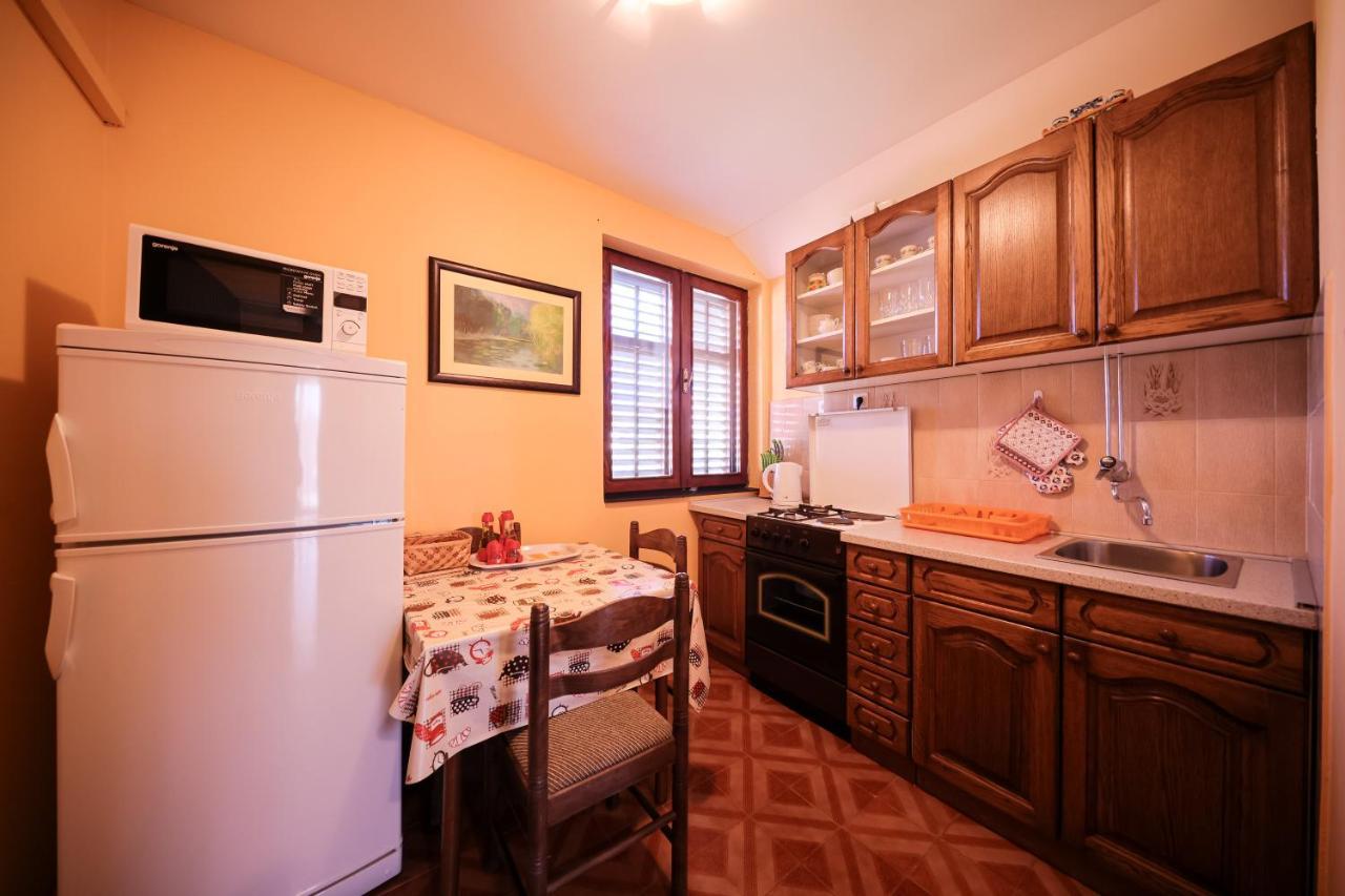 Apartment Ruza Sukošan Buitenkant foto