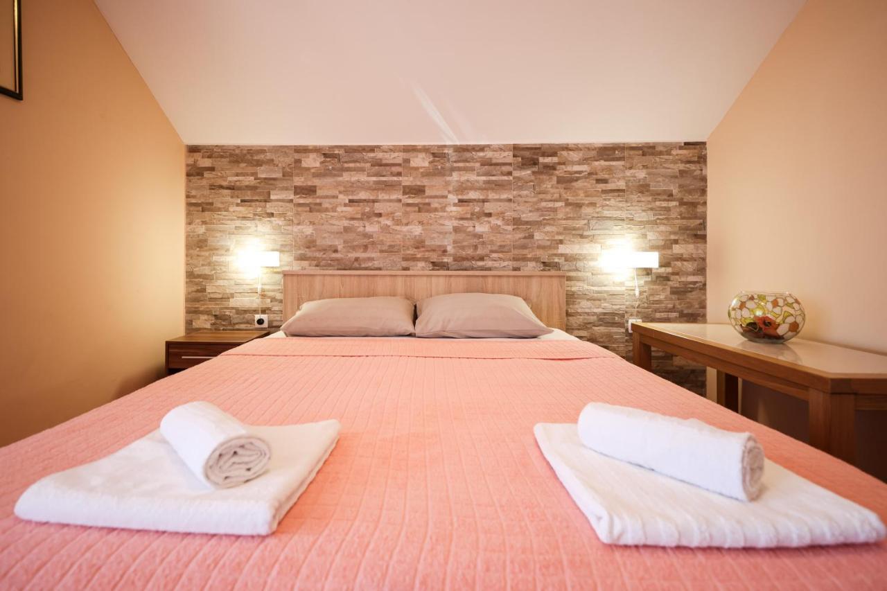 Apartment Ruza Sukošan Buitenkant foto