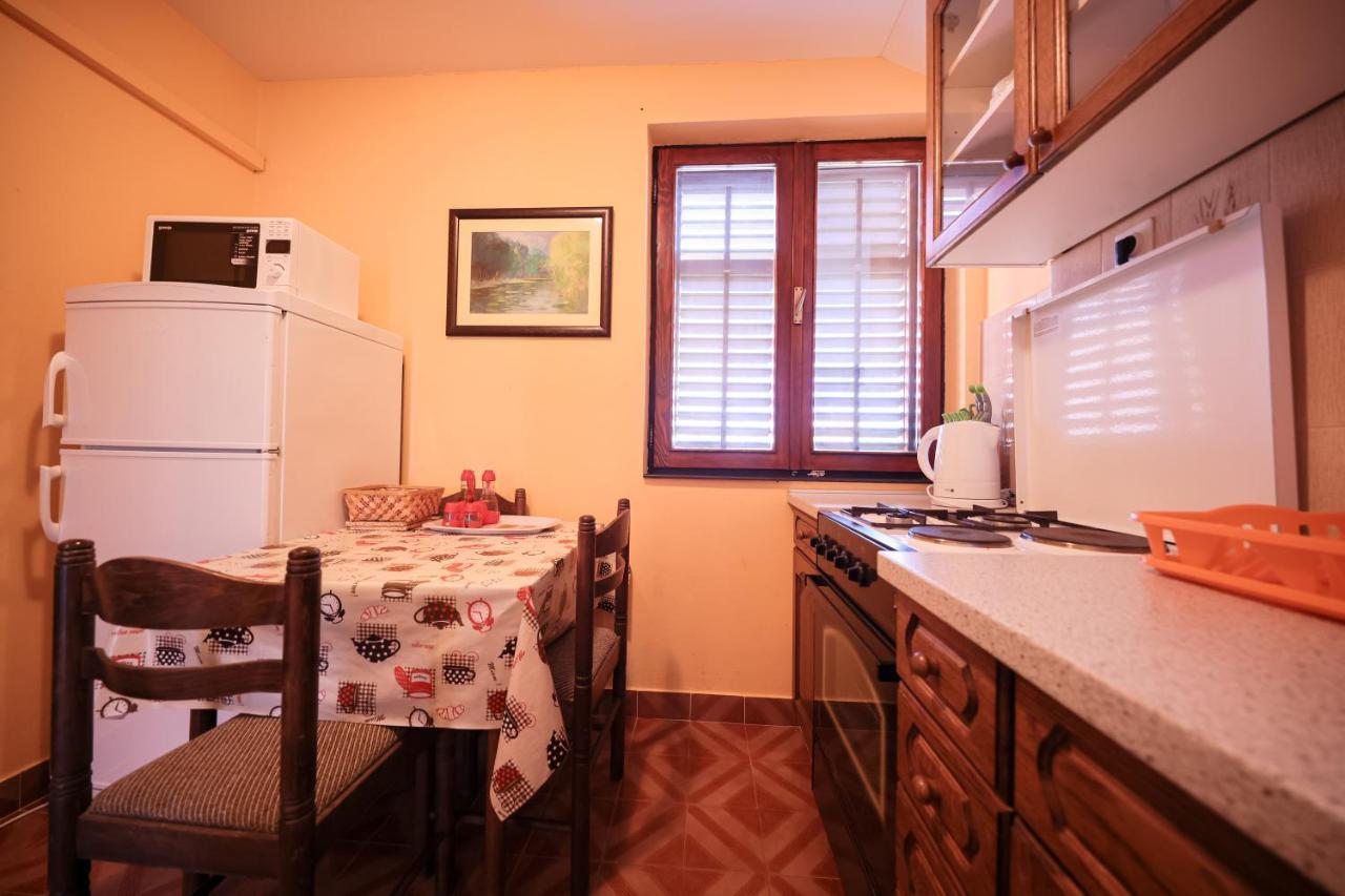 Apartment Ruza Sukošan Buitenkant foto